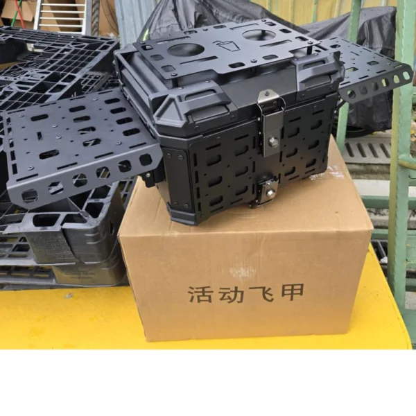 CNC Alloy Camper Foldable Top Box Storage 45 Liter Multi Functional Carrier Box Flying Top Box 45L Top Case