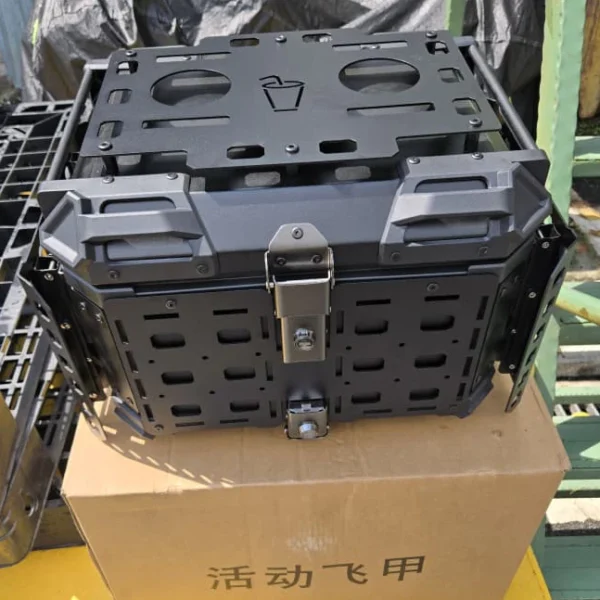 CNC Alloy Camper Foldable Top Box Storage 45 Liter Multi Functional Carrier Box Flying Top Box 45L Top Case